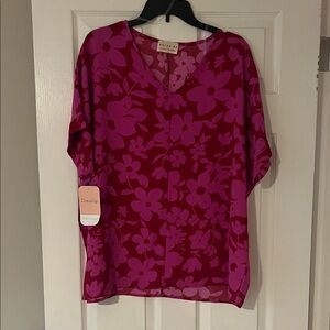 Women's Magenta Floral Top